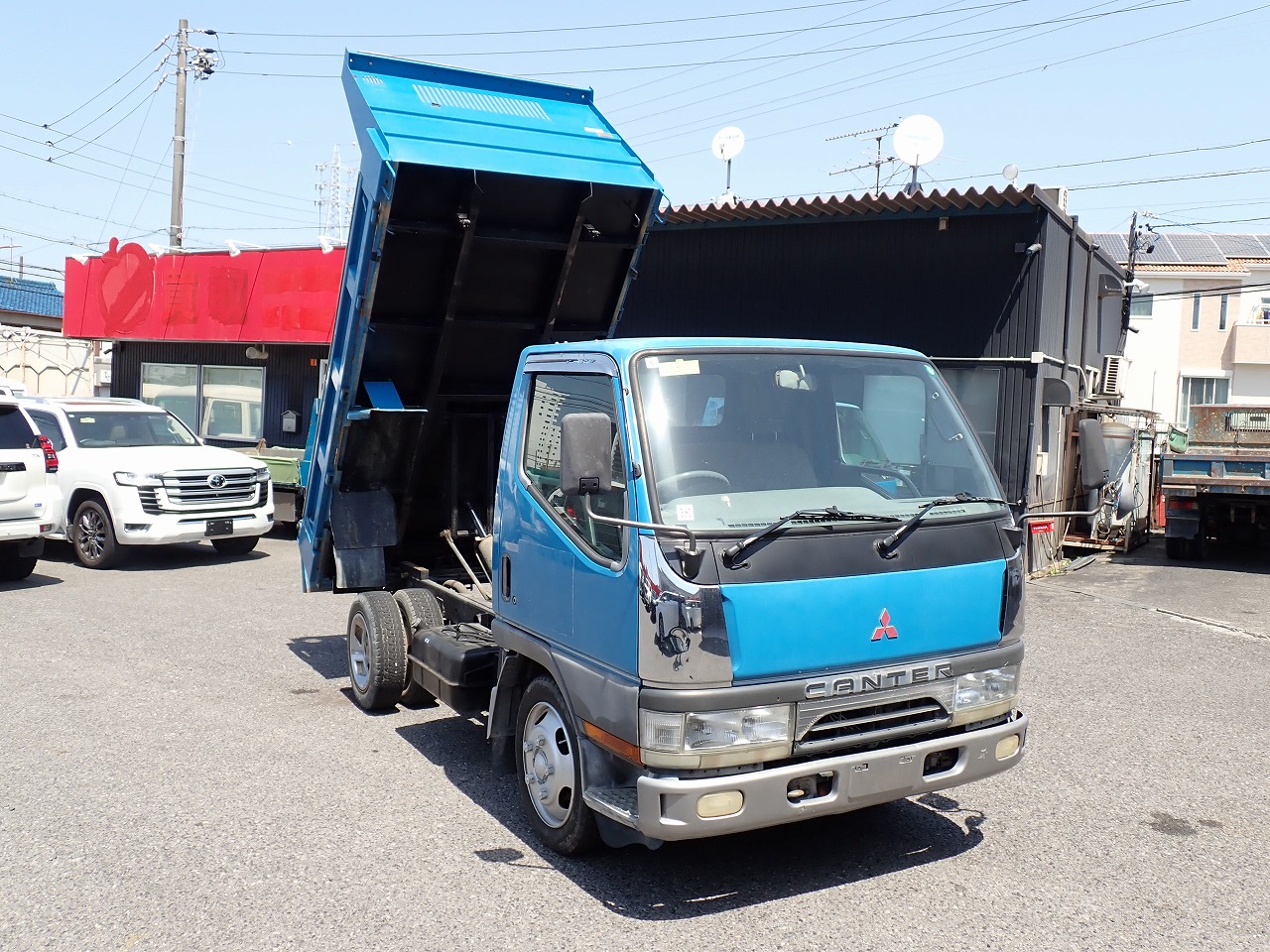 MITSUBISHI Canter