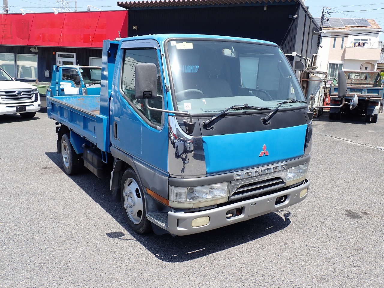 MITSUBISHI Canter