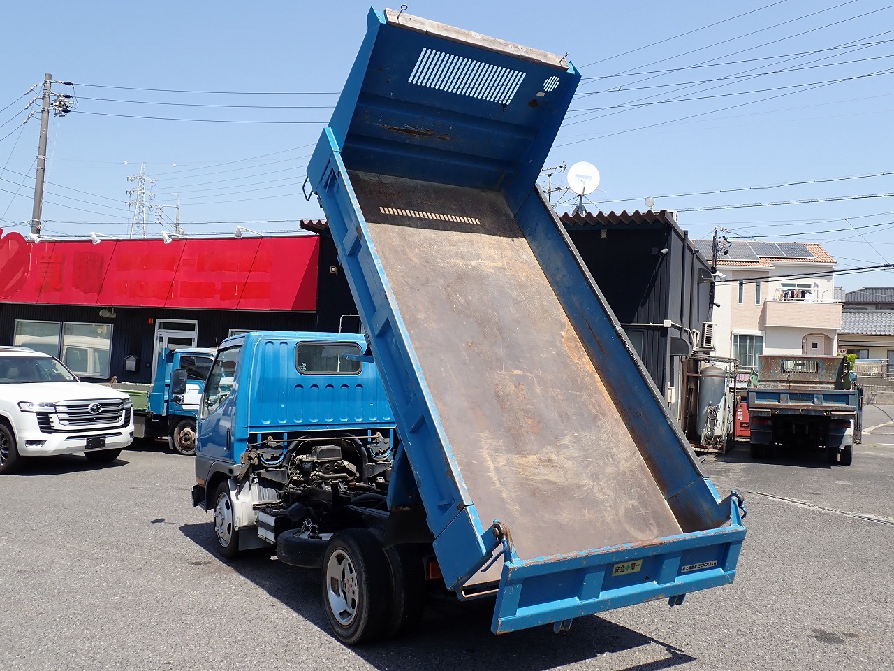 MITSUBISHI Canter