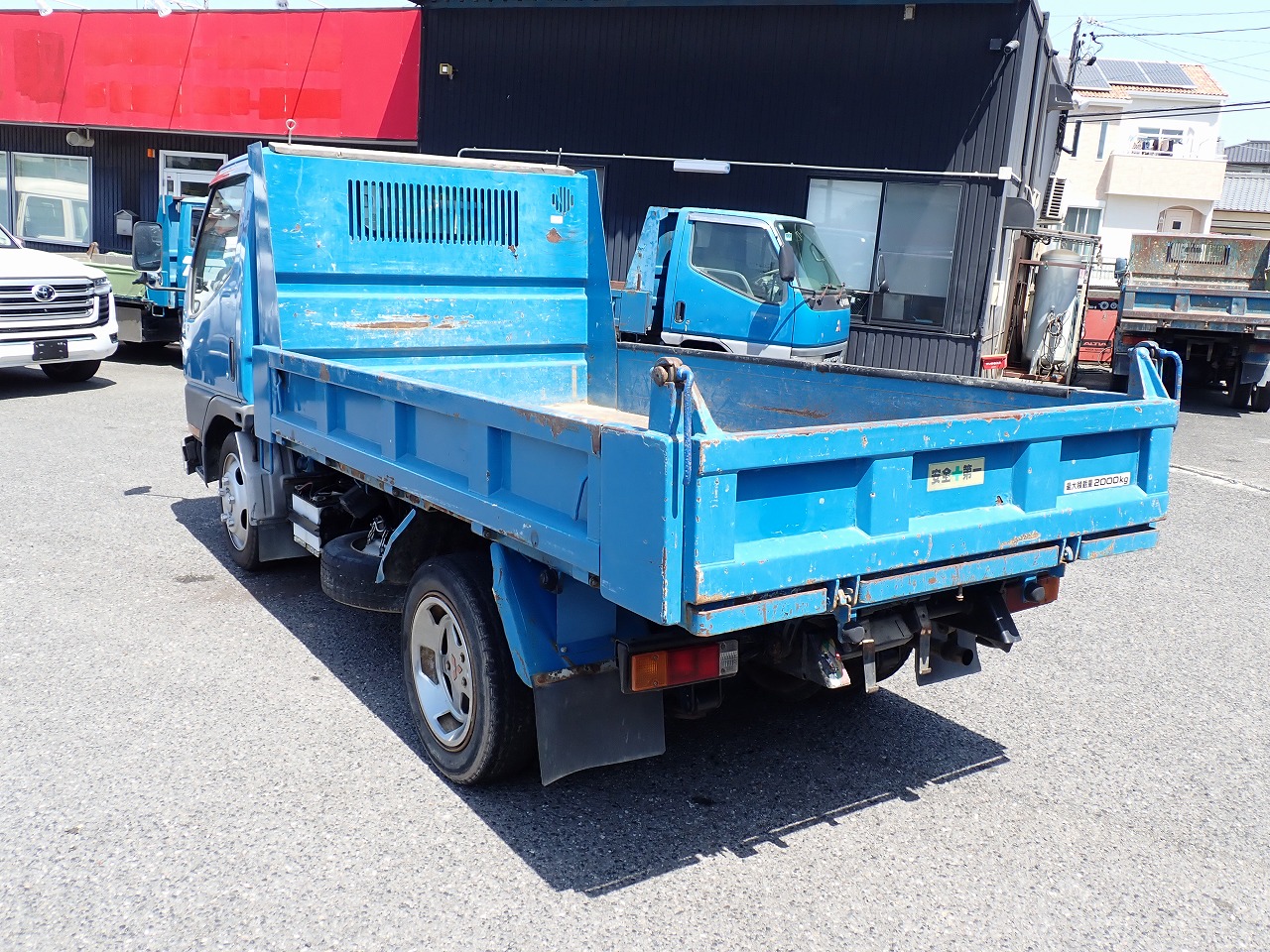 MITSUBISHI Canter