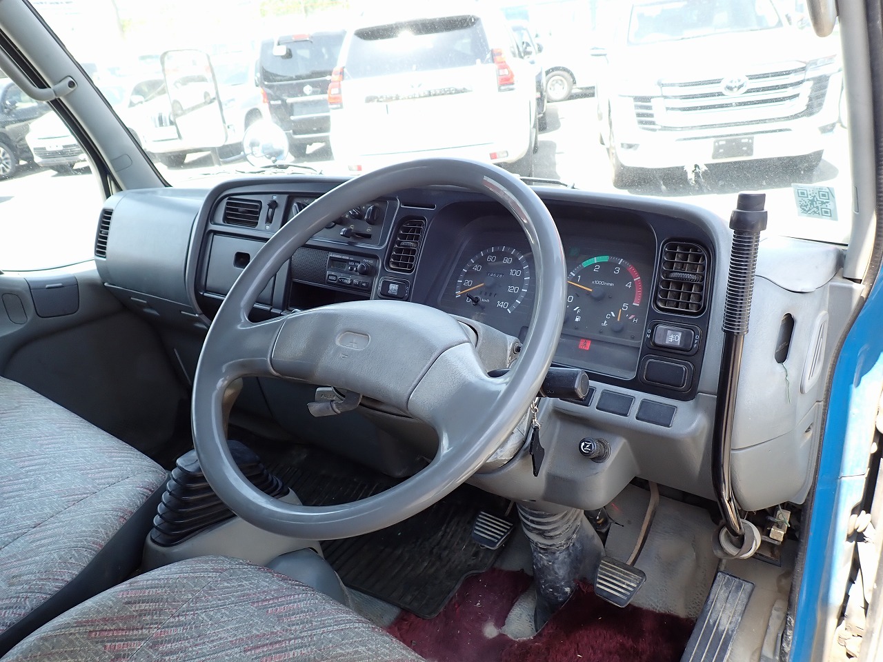 MITSUBISHI Canter