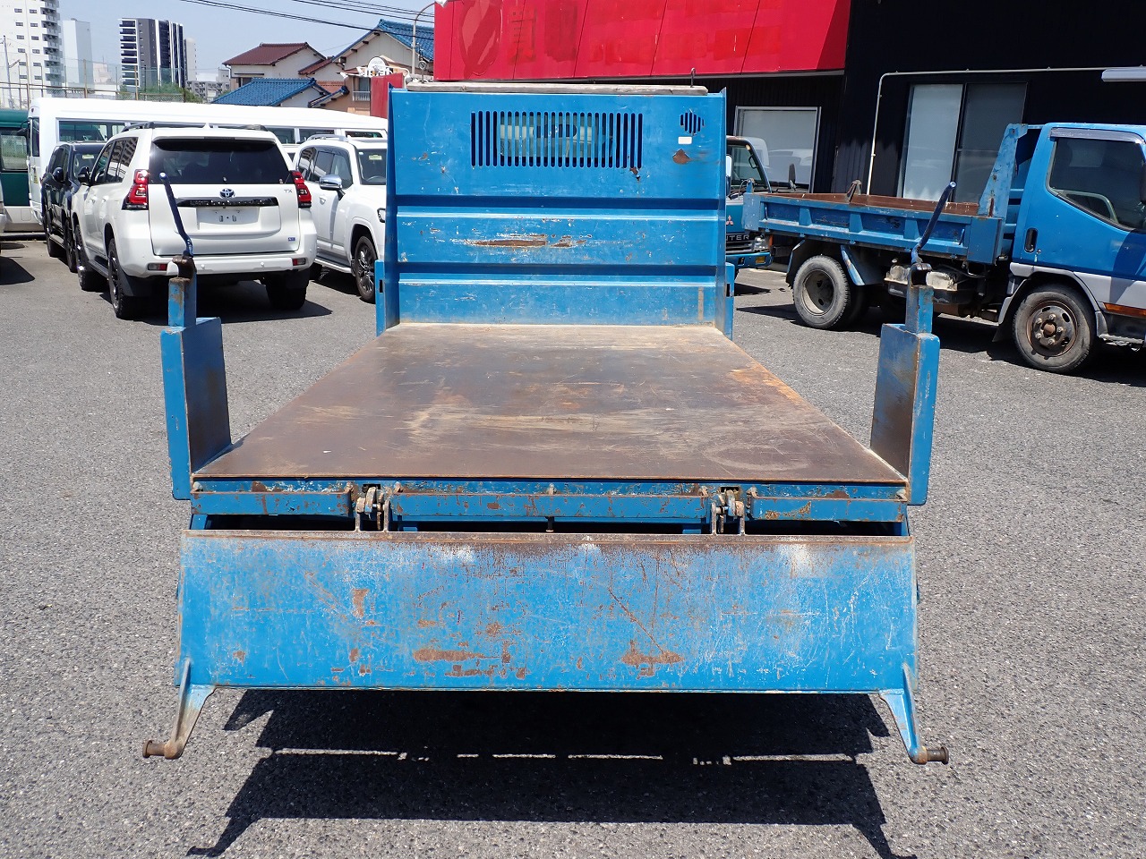 MITSUBISHI Canter