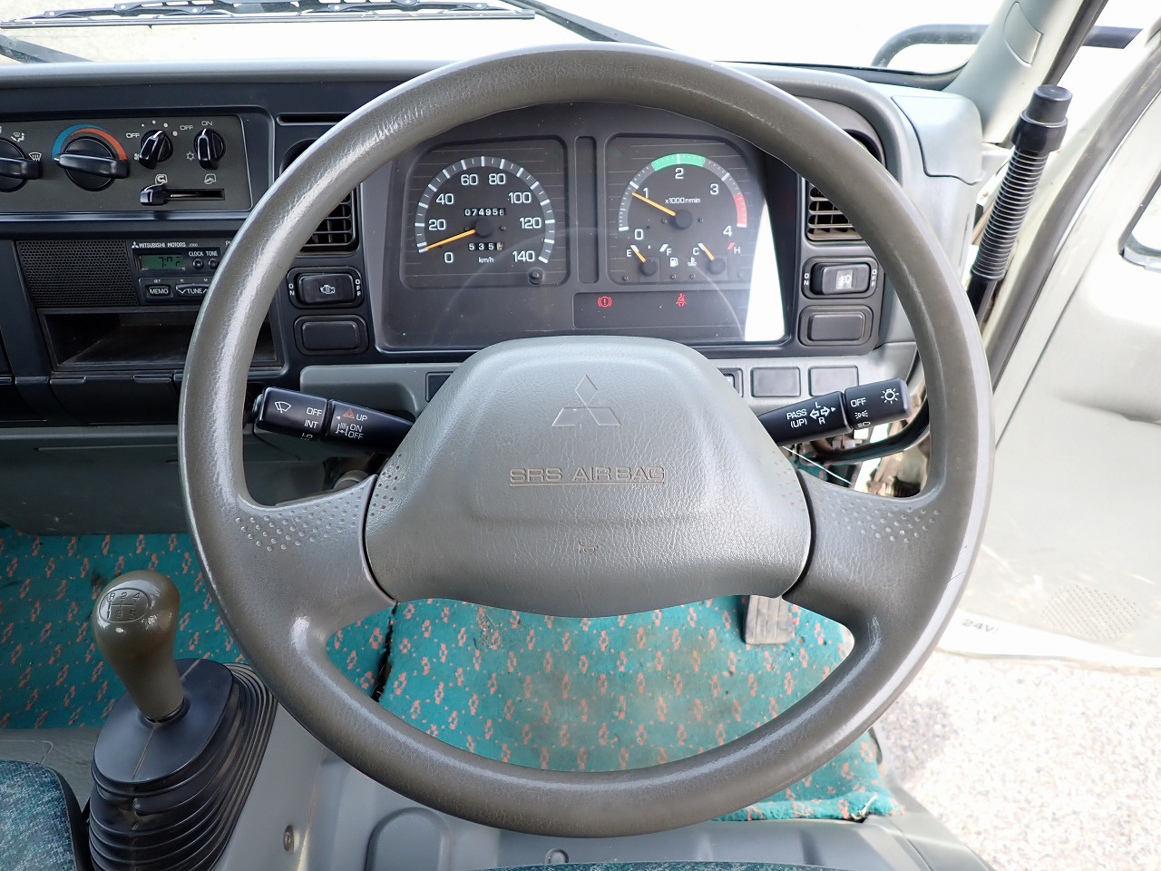 MITSUBISHI Canter