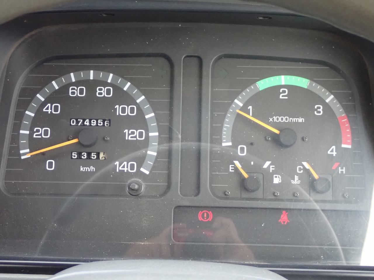 MITSUBISHI Canter