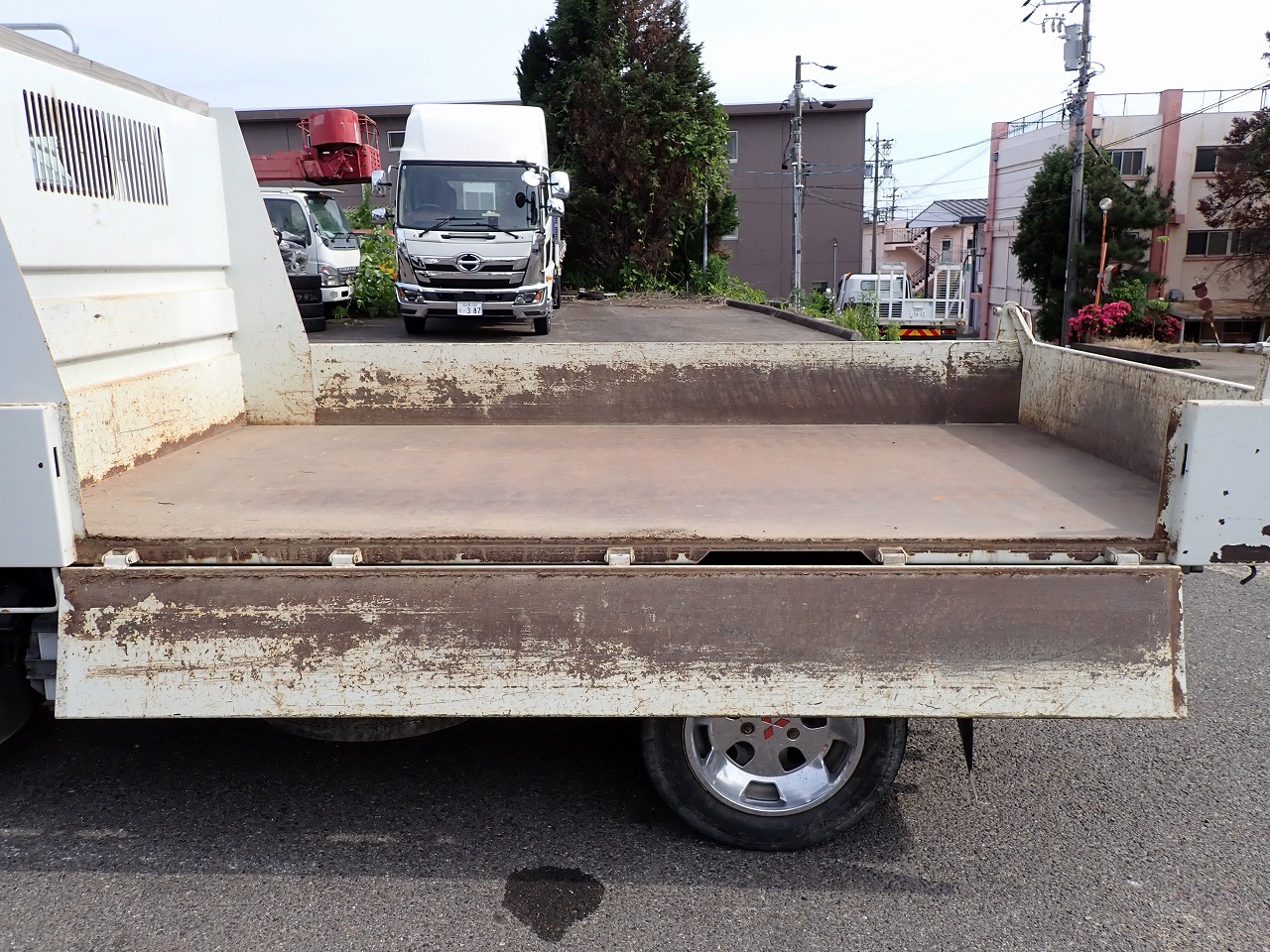 MITSUBISHI Canter