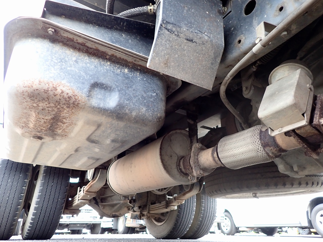 MITSUBISHI Canter