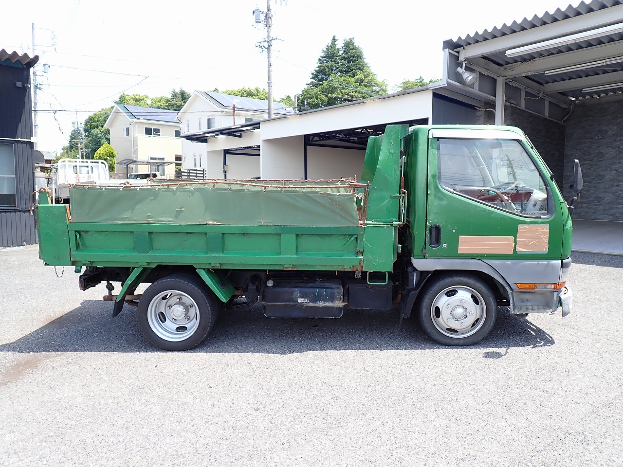 MITSUBISHI Canter