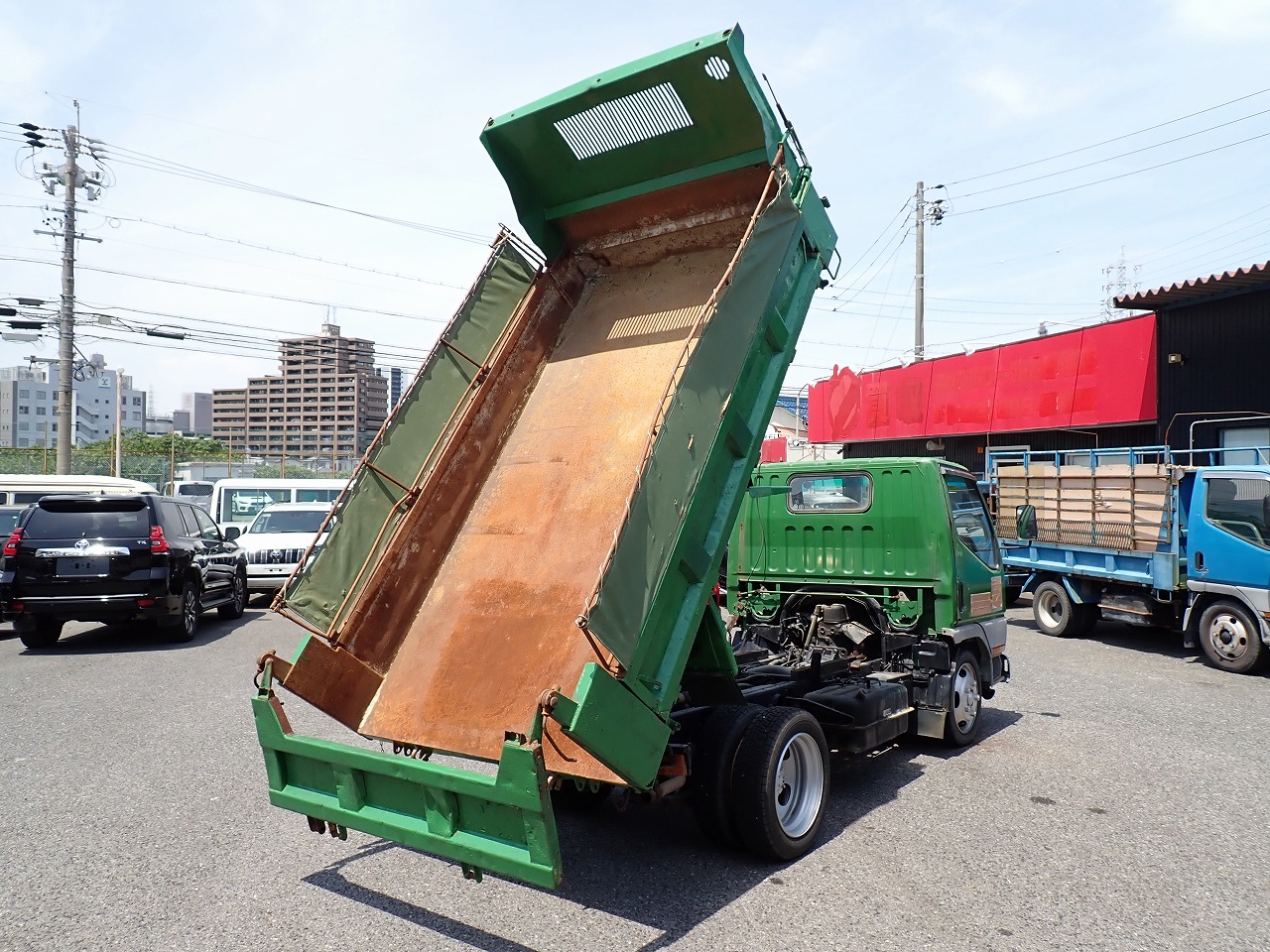 MITSUBISHI Canter
