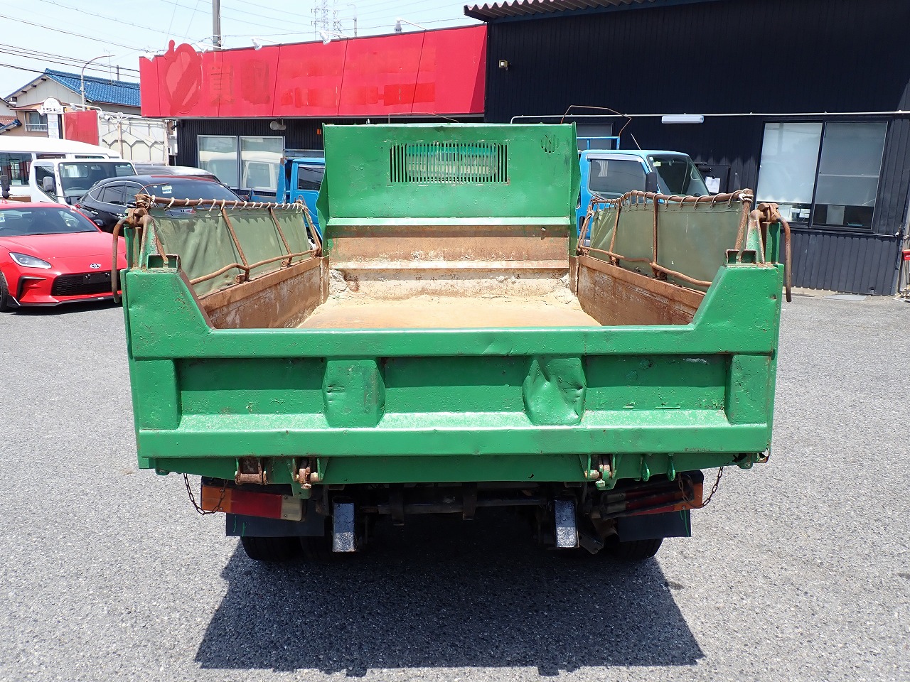 MITSUBISHI Canter