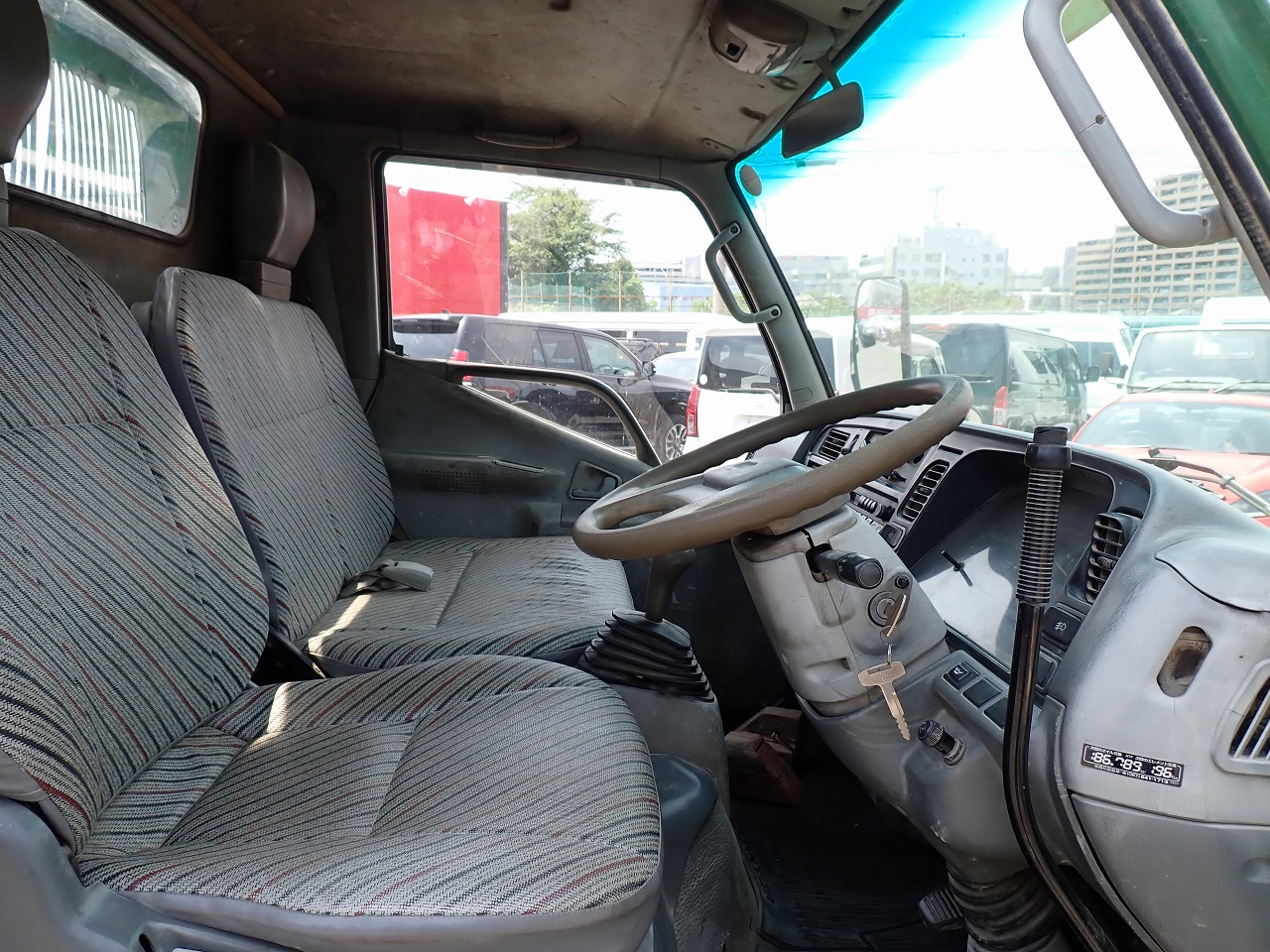 MITSUBISHI Canter