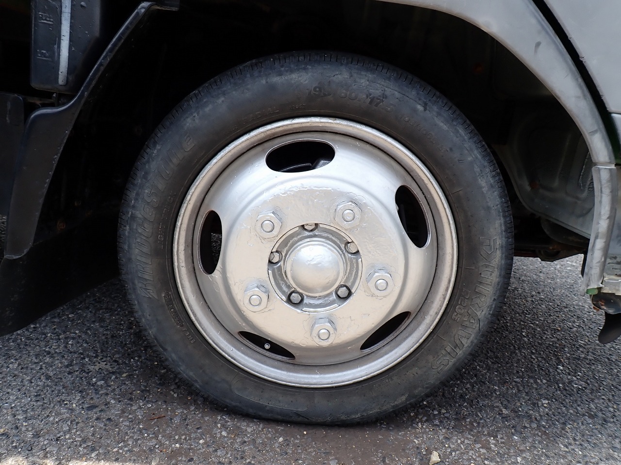MITSUBISHI Canter