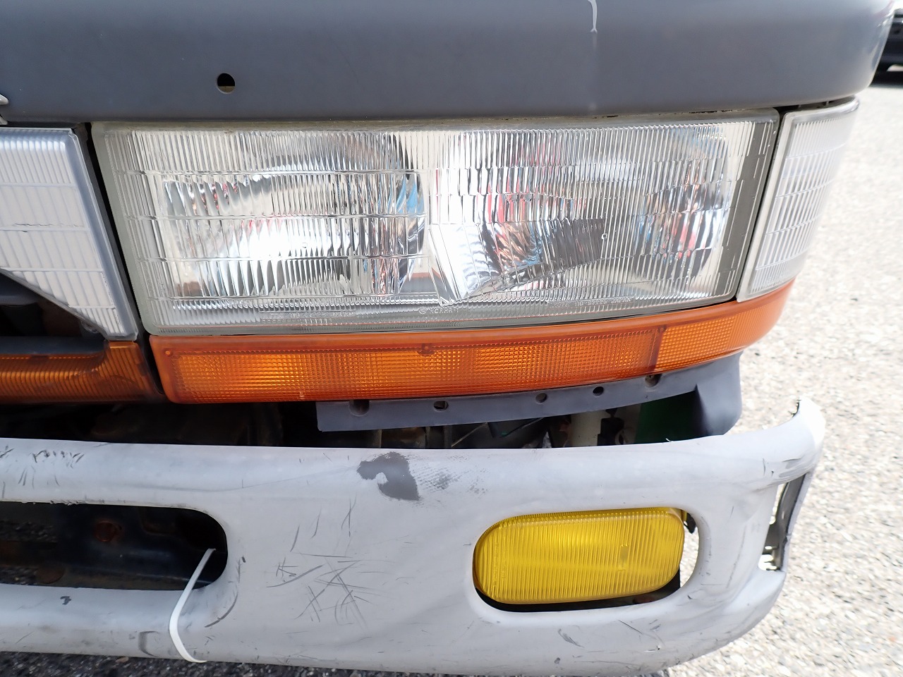MITSUBISHI Canter