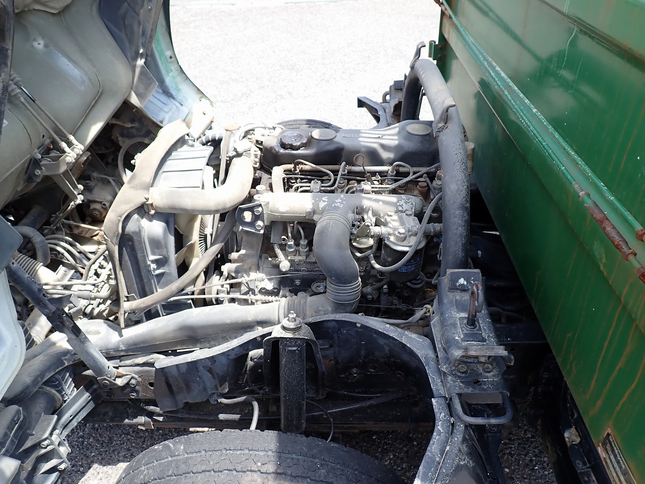 MITSUBISHI Canter