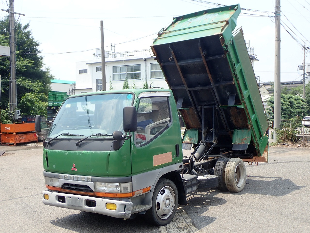 MITSUBISHI Canter