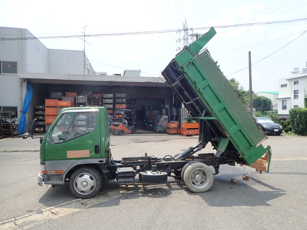 MITSUBISHI Canter