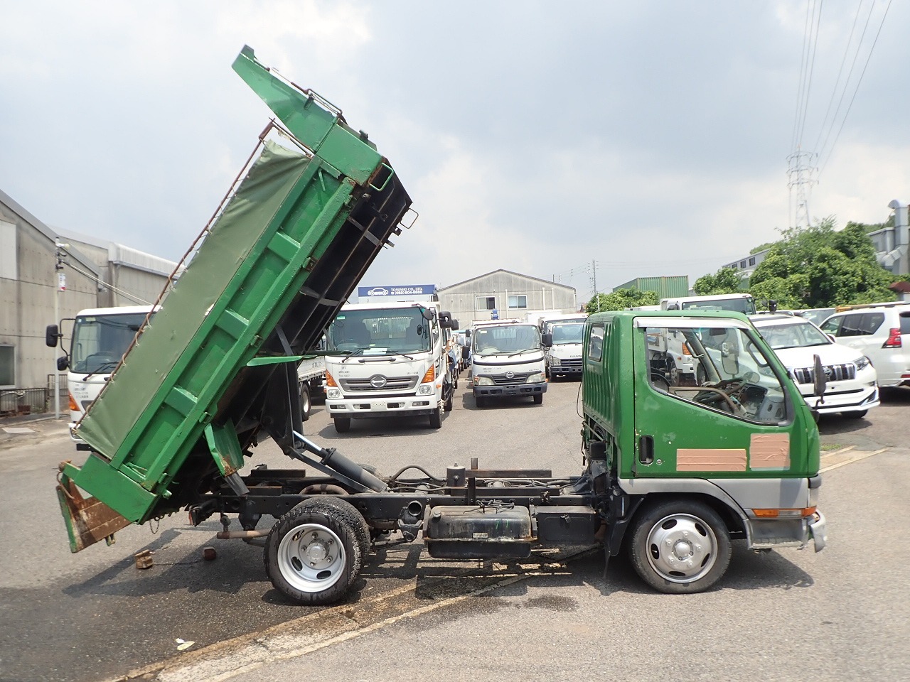 MITSUBISHI Canter