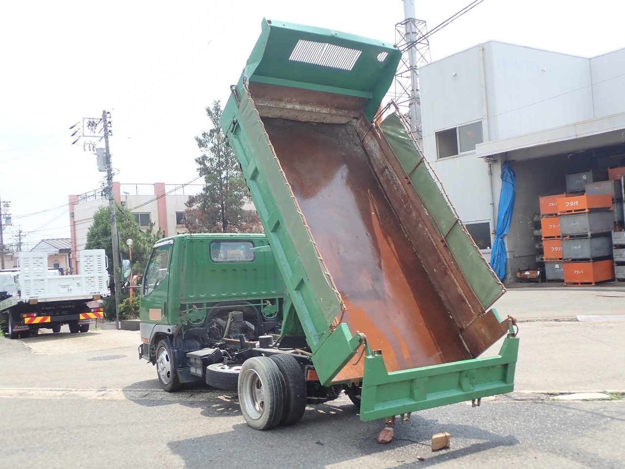 MITSUBISHI Canter