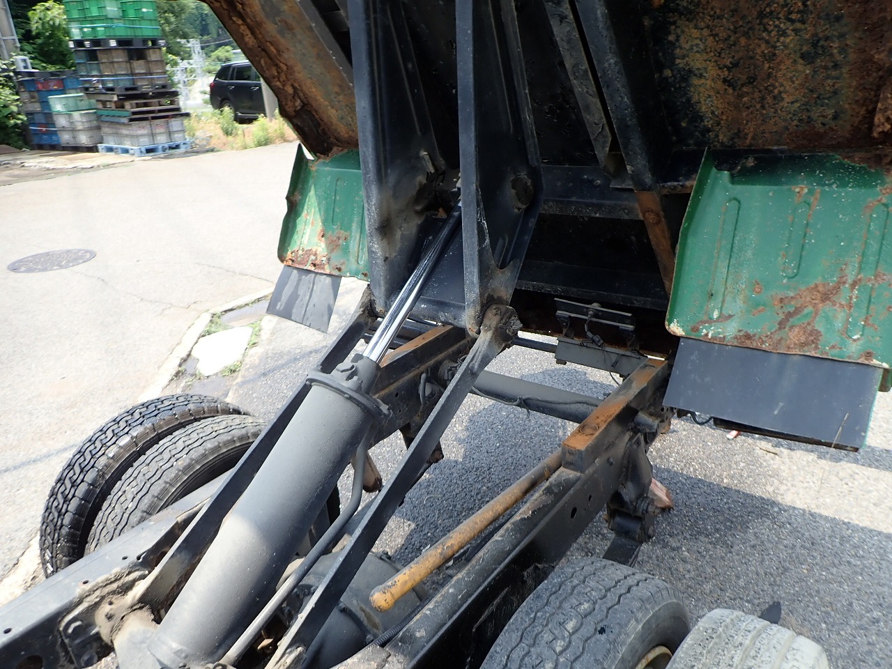 MITSUBISHI Canter