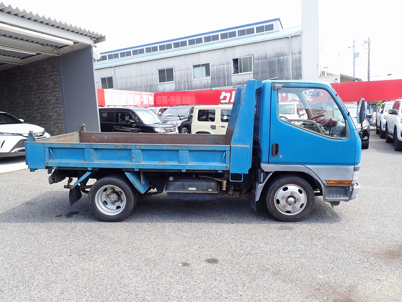 MITSUBISHI Canter