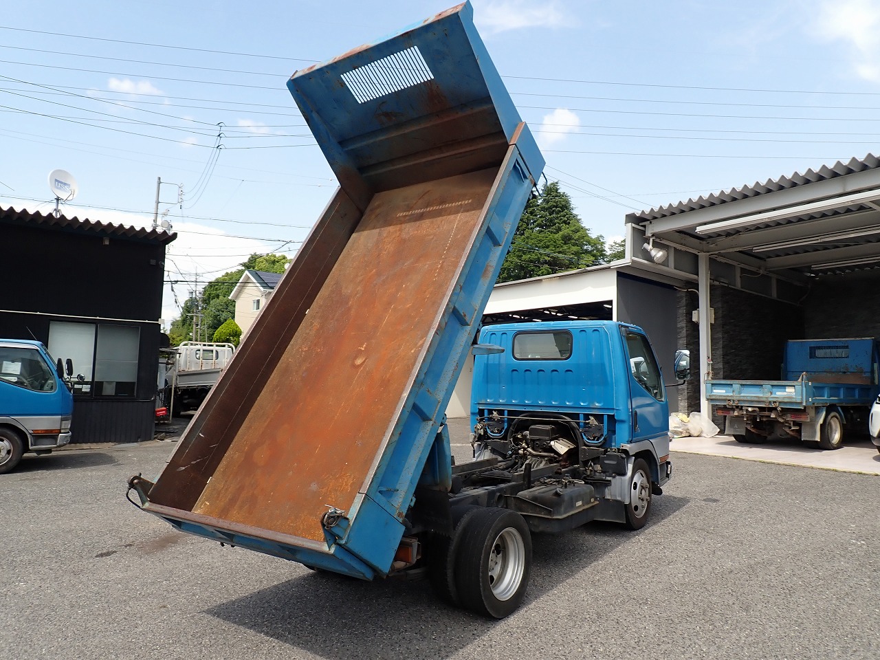 MITSUBISHI Canter