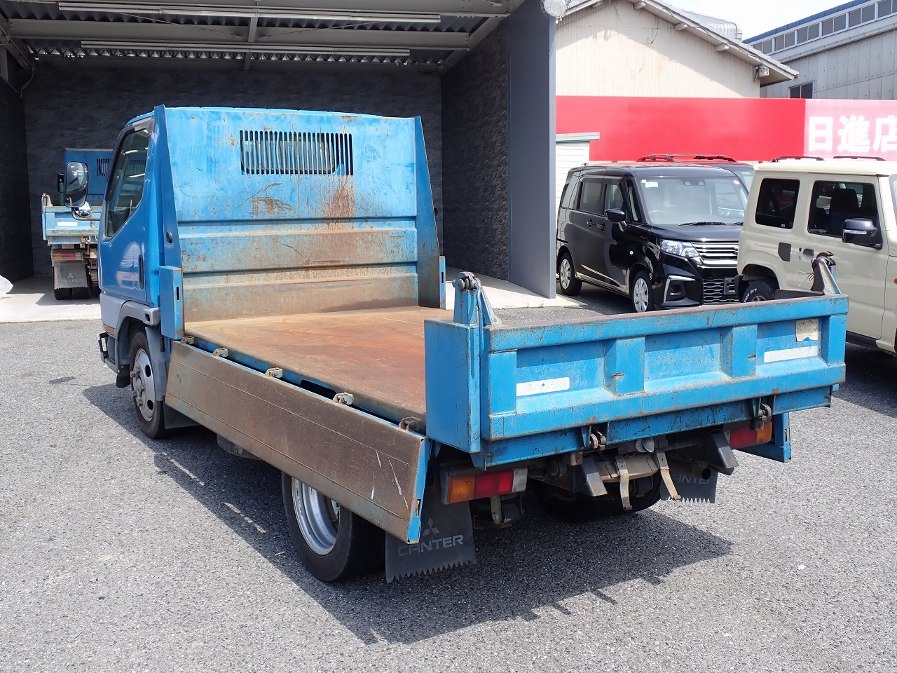 MITSUBISHI Canter