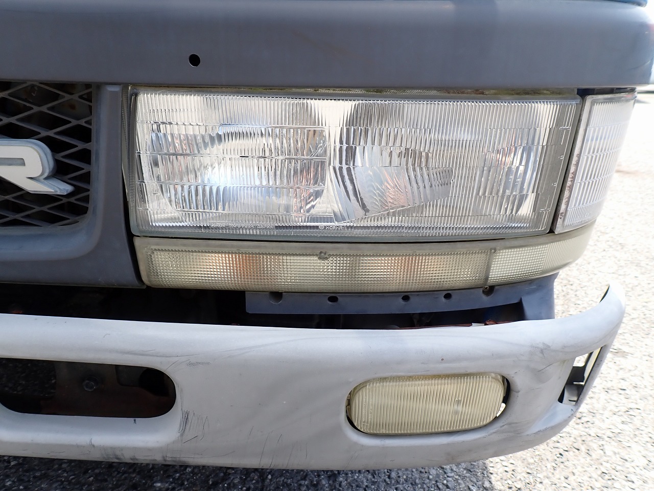 MITSUBISHI Canter