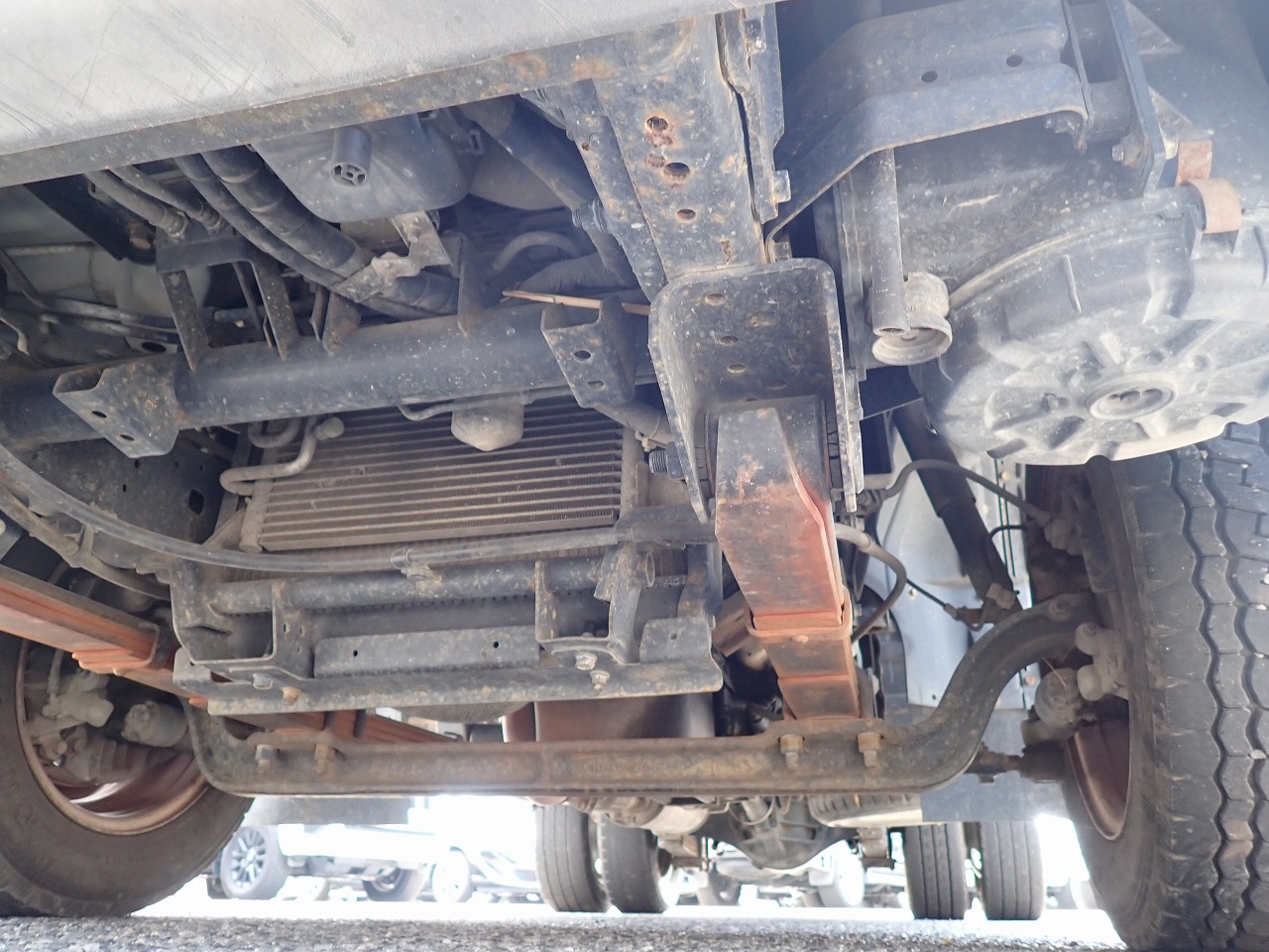 MITSUBISHI Canter