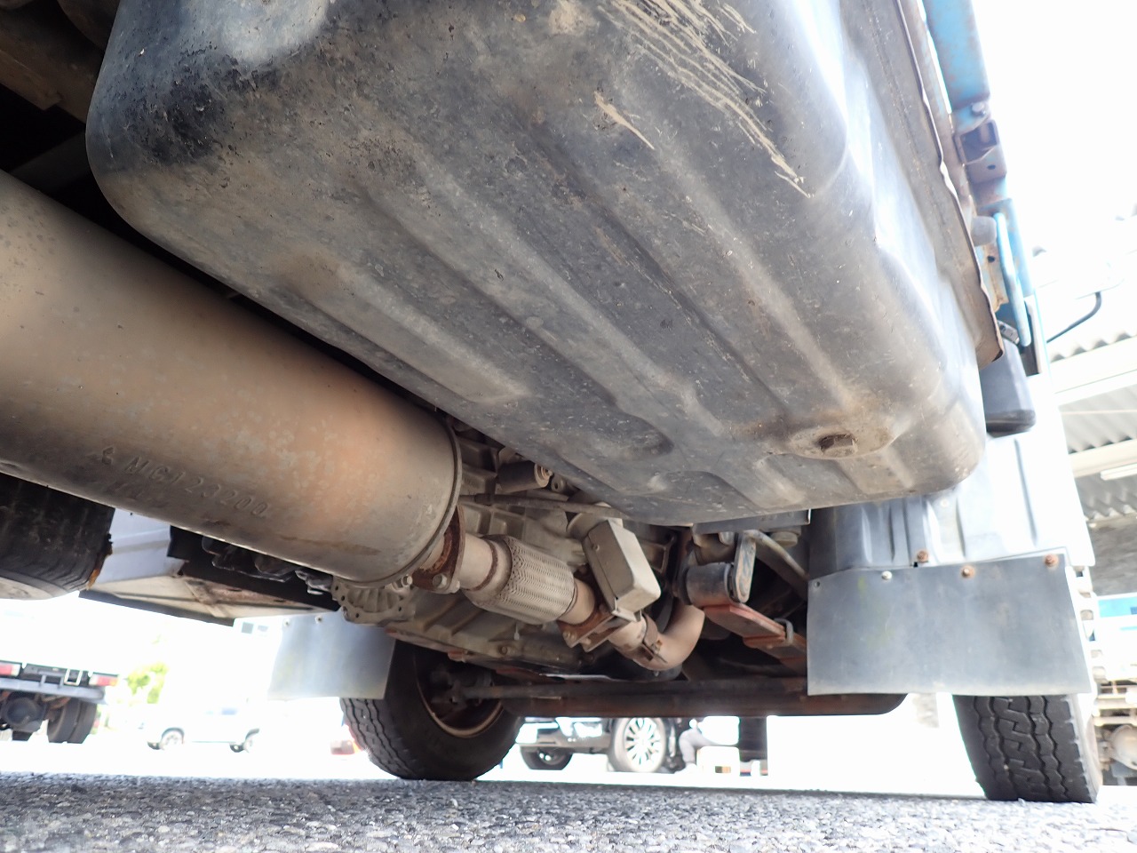 MITSUBISHI Canter
