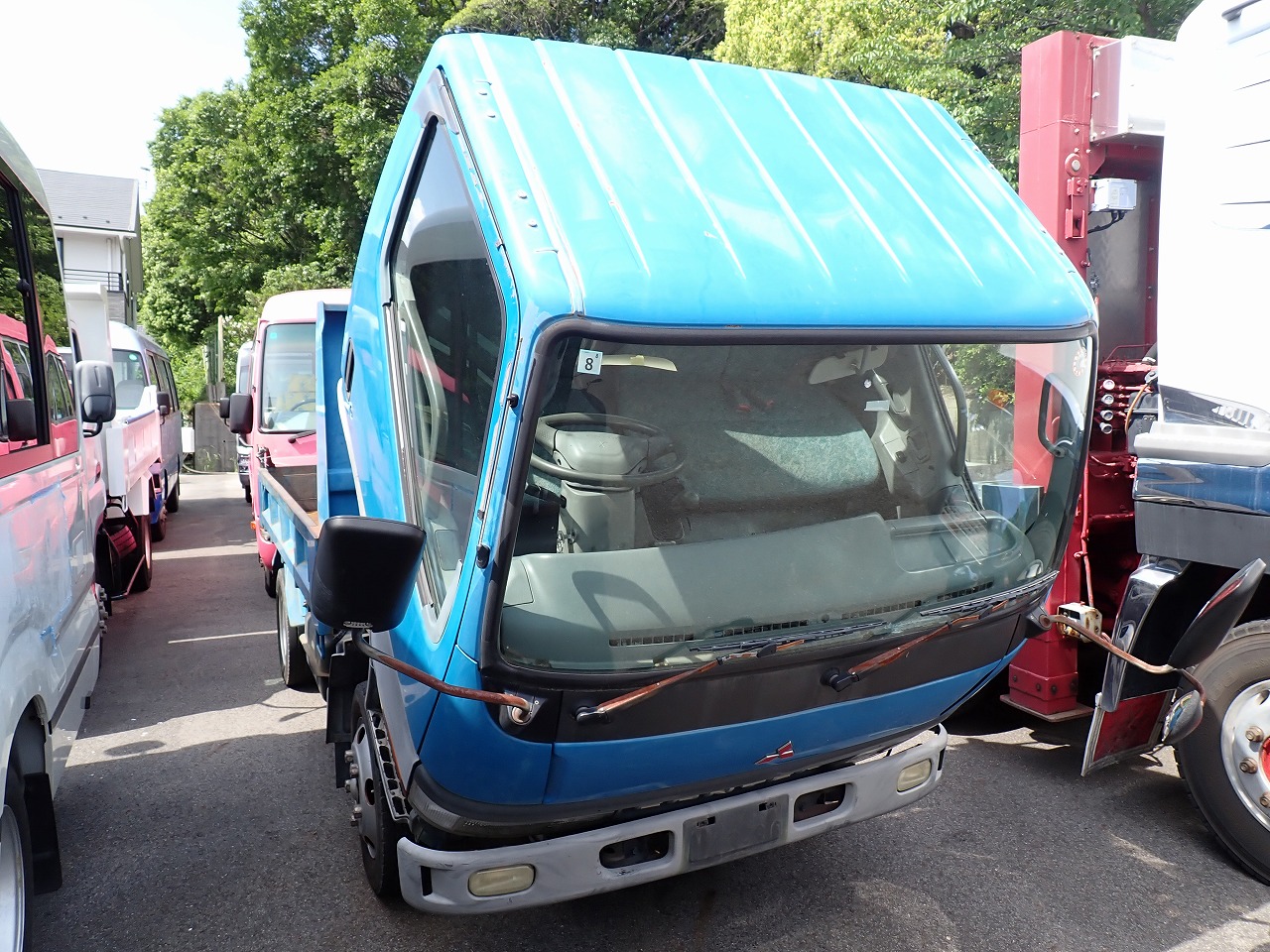 MITSUBISHI Canter