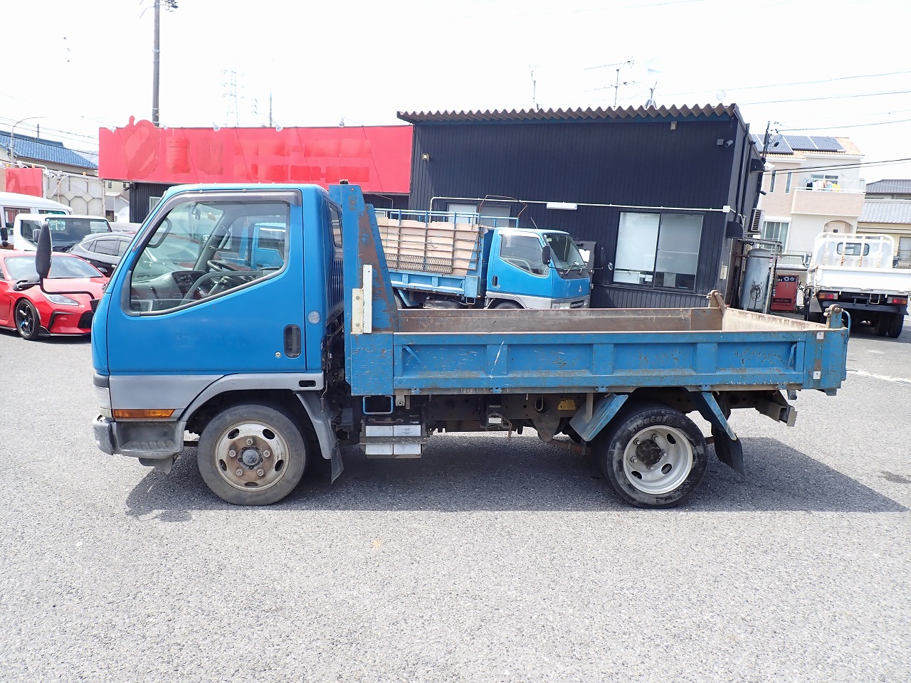MITSUBISHI Canter