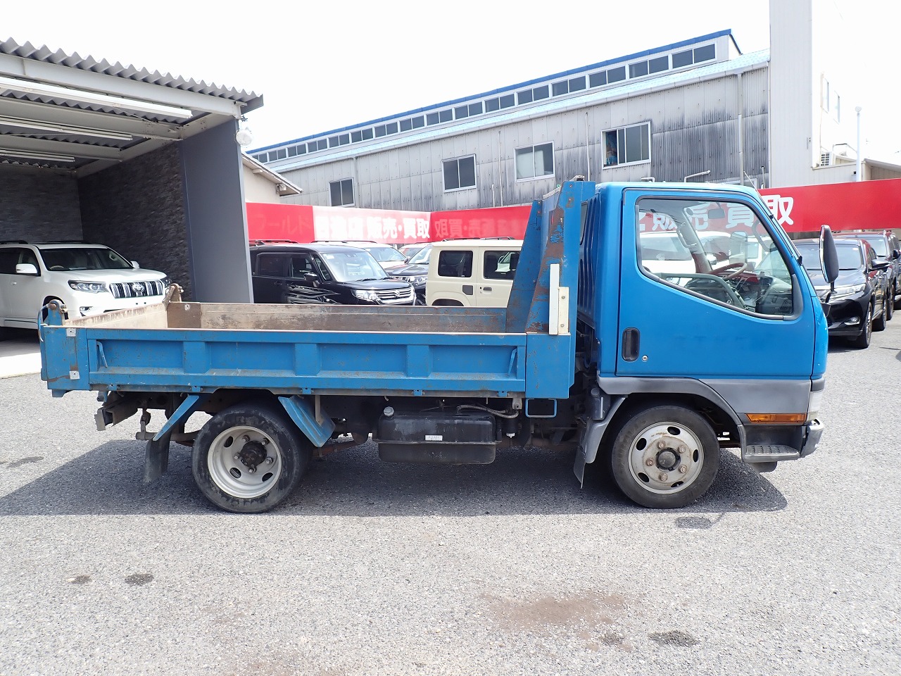 MITSUBISHI Canter