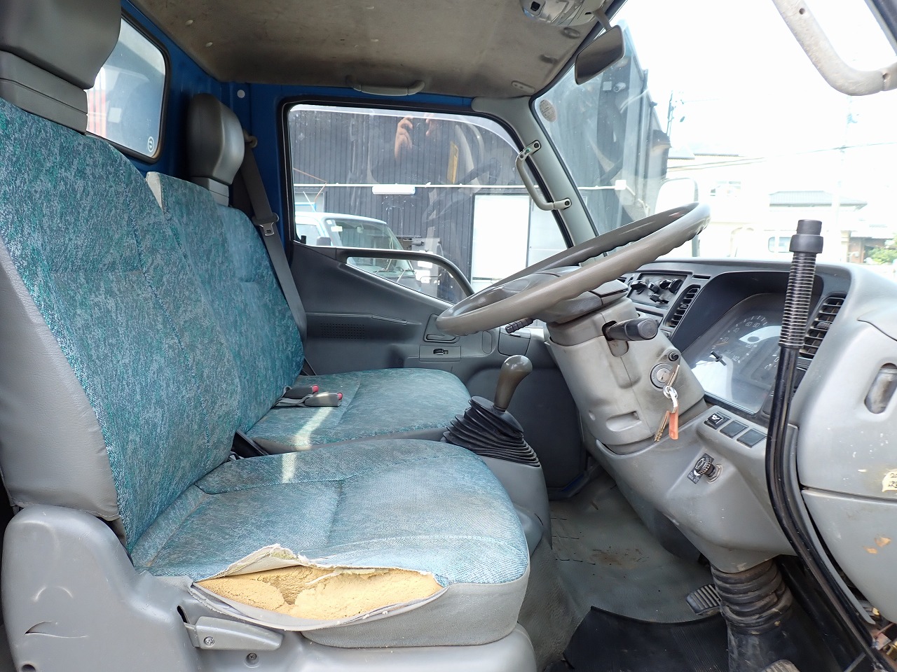 MITSUBISHI Canter