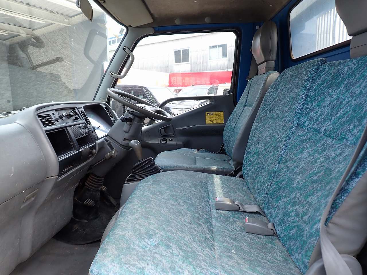 MITSUBISHI Canter