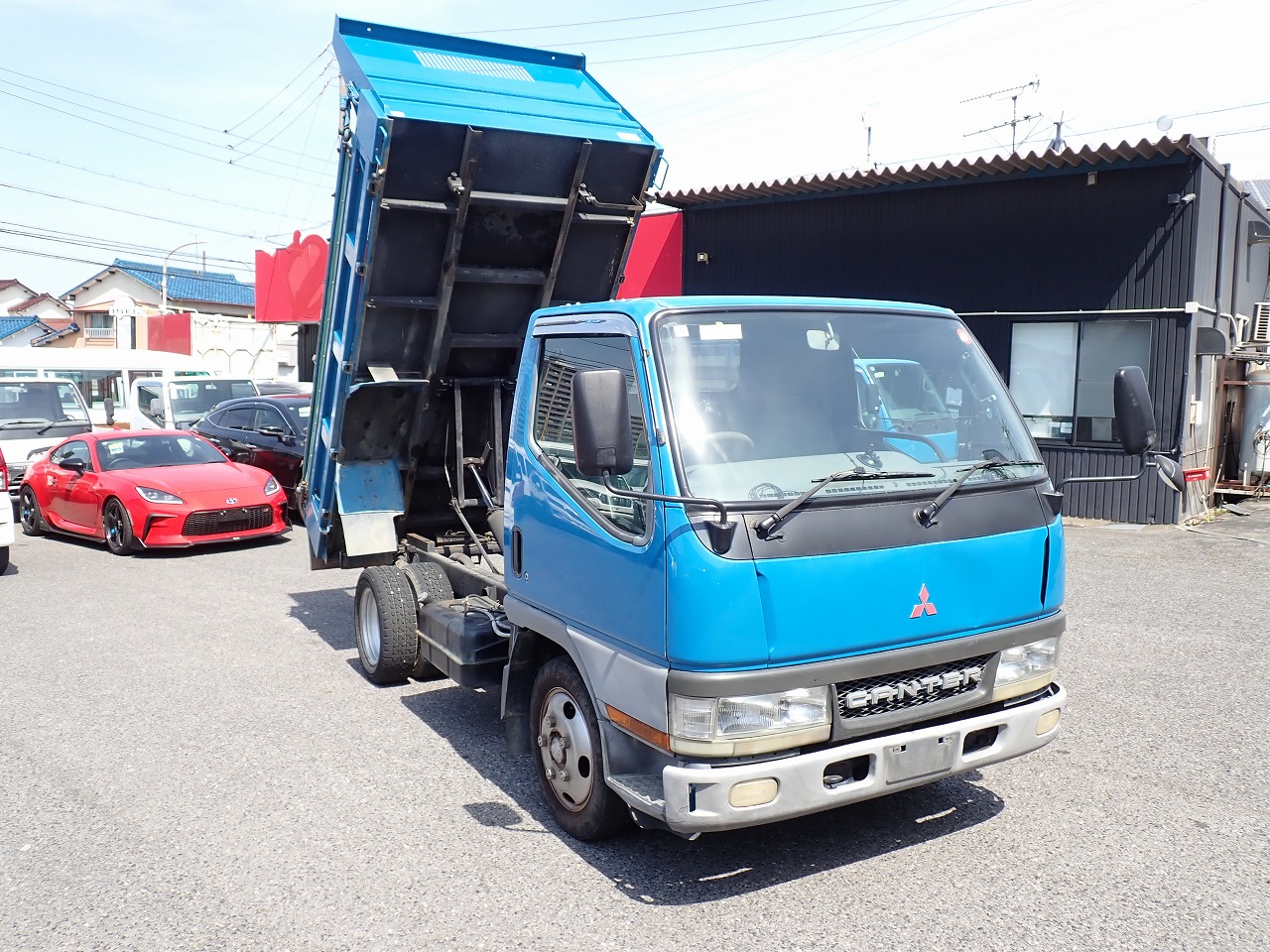 MITSUBISHI Canter