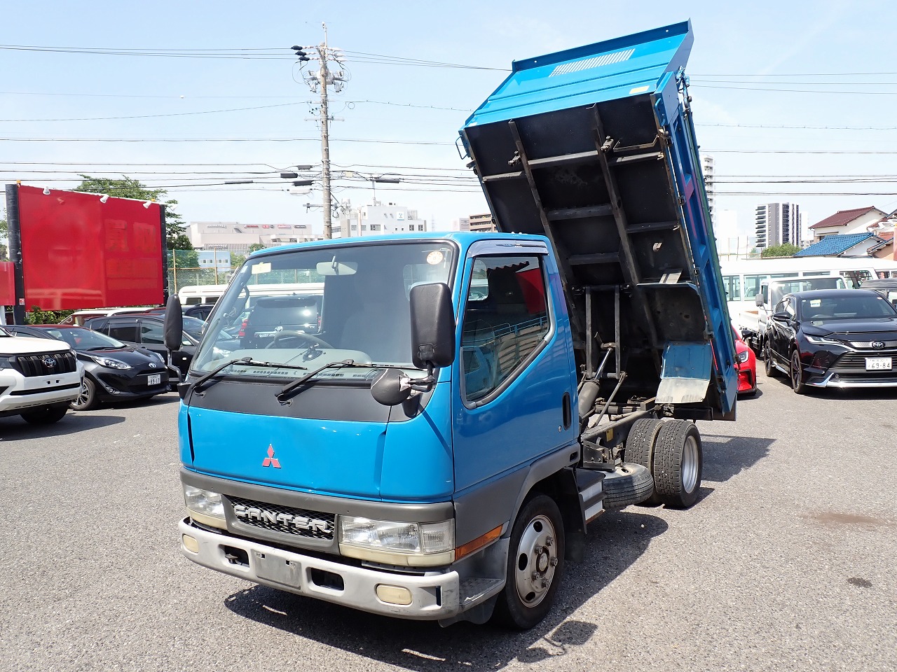MITSUBISHI Canter