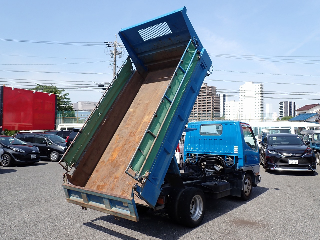 MITSUBISHI Canter