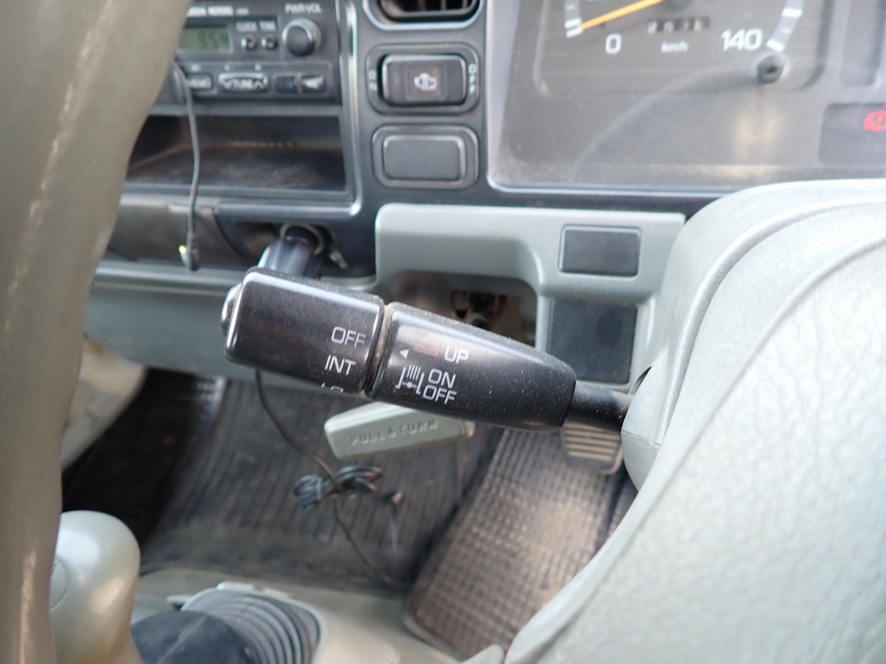 MITSUBISHI Canter