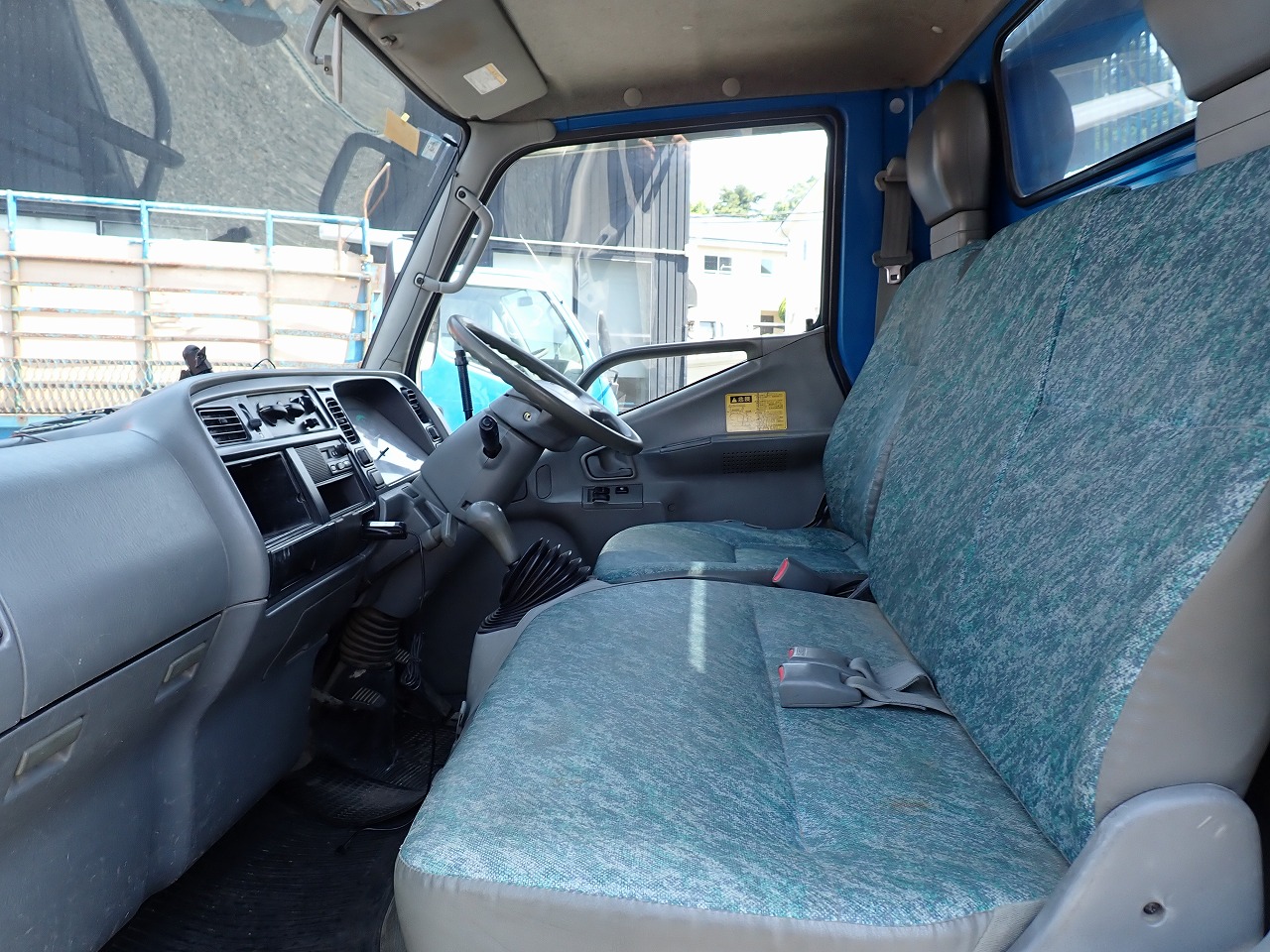 MITSUBISHI Canter