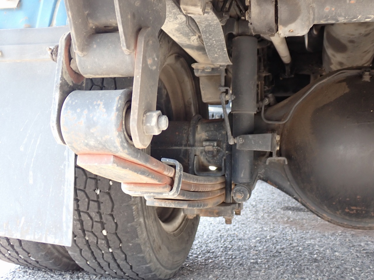 MITSUBISHI Canter