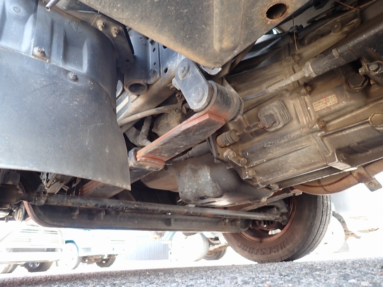 MITSUBISHI Canter