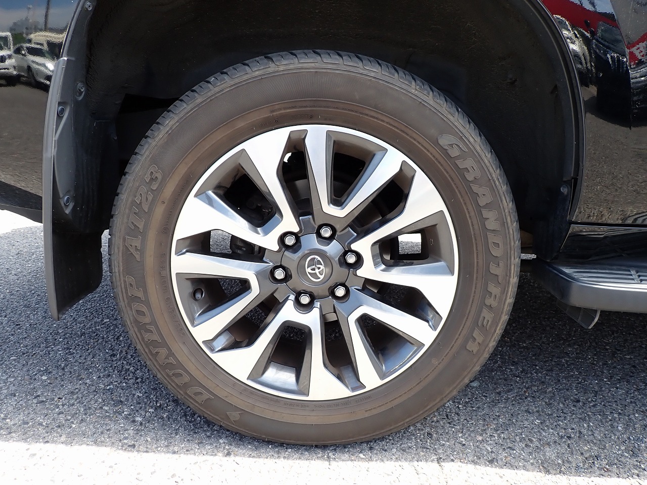 TOYOTA Land Cruiser Prado