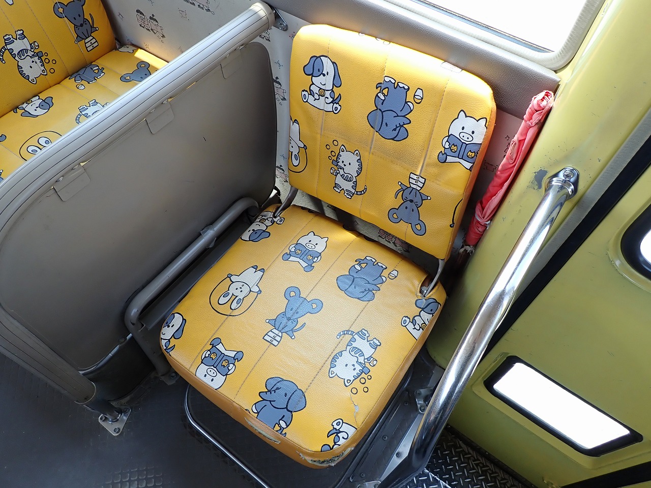 TOYOTA Coaster