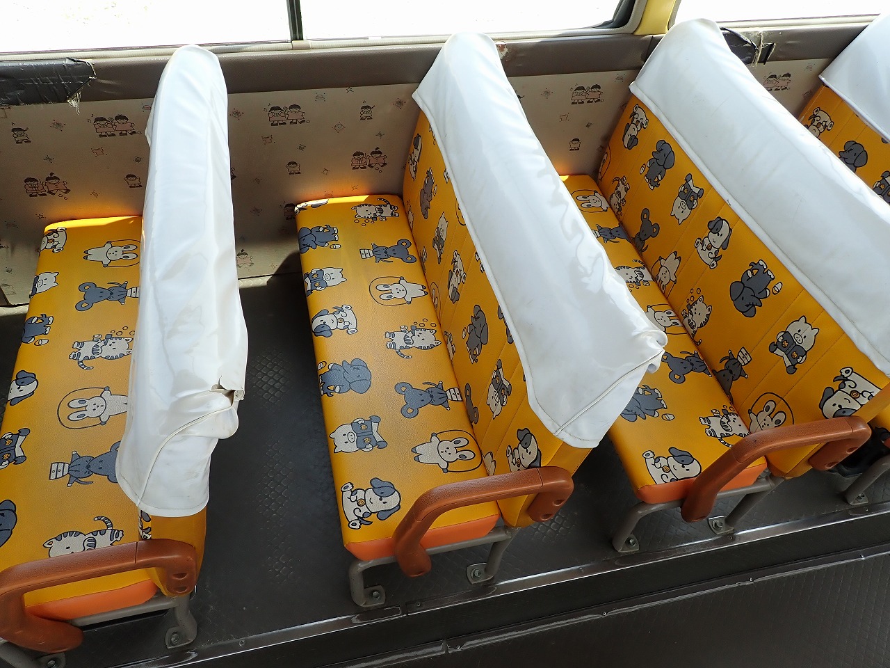 TOYOTA Coaster