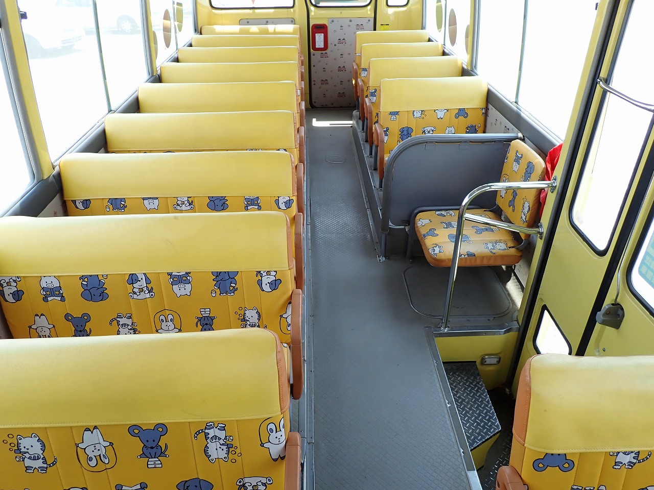 TOYOTA Coaster