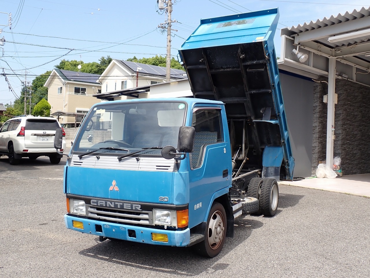 MITSUBISHI Canter
