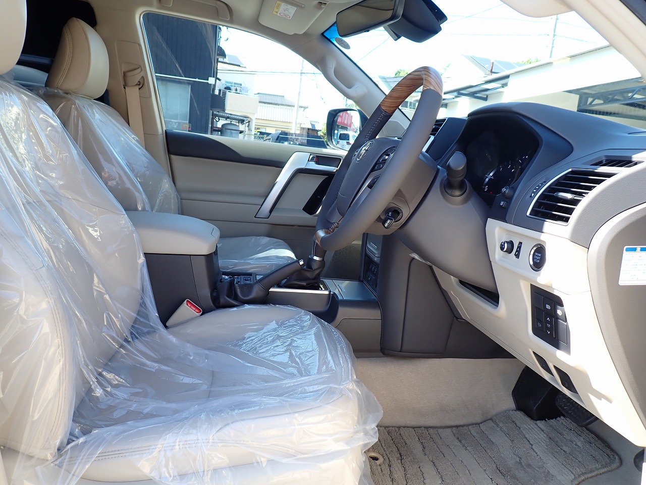 TOYOTA Land Cruiser Prado
