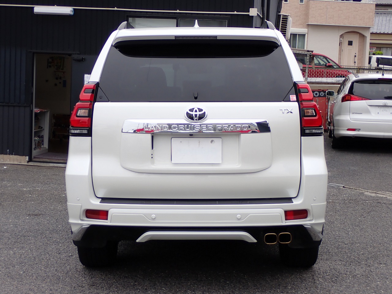 TOYOTA Land Cruiser Prado