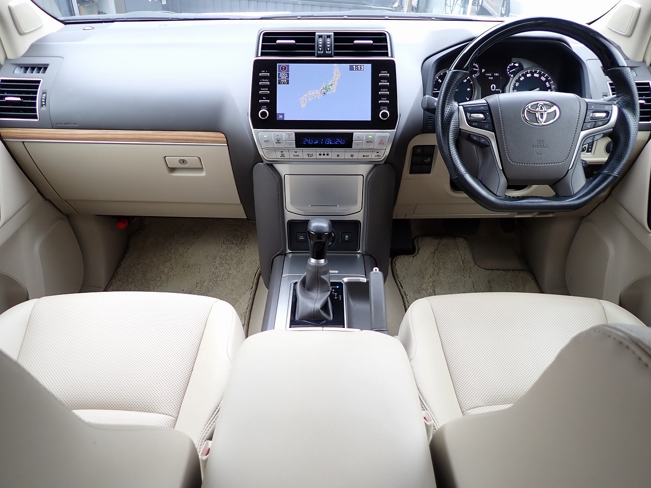 TOYOTA Land Cruiser Prado
