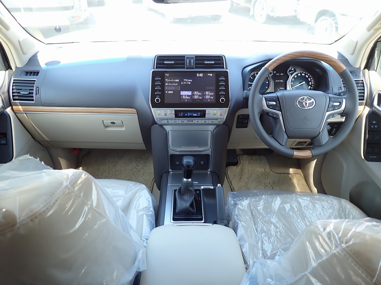TOYOTA Land Cruiser Prado