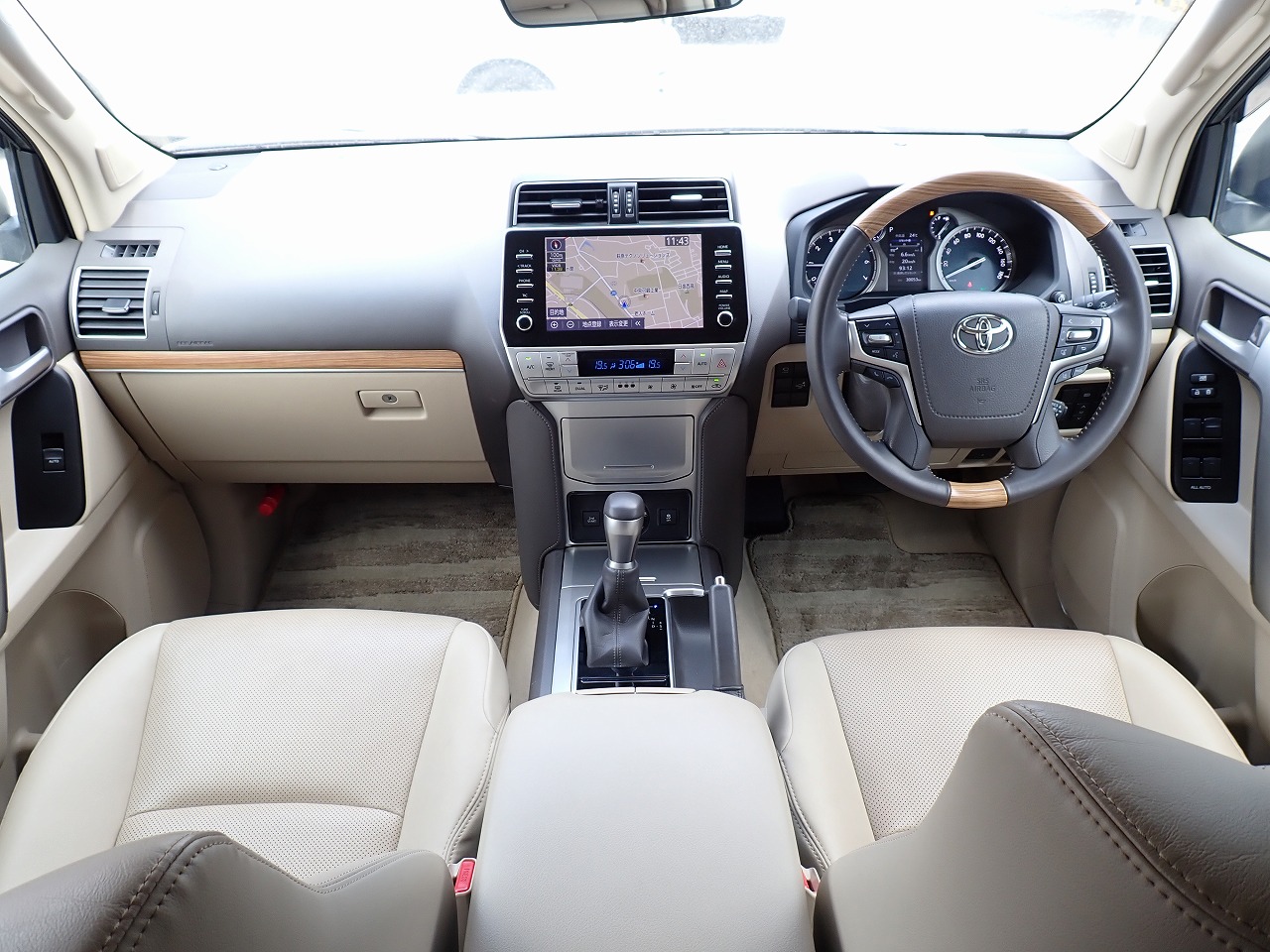 TOYOTA Land Cruiser Prado